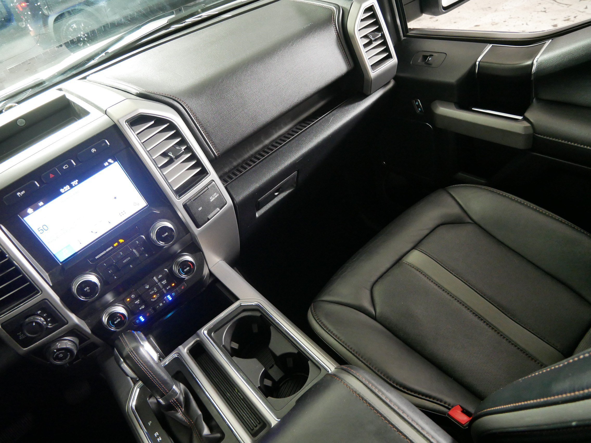 Used 2019 Ingot Silver Metallic Ford Platinum image 11