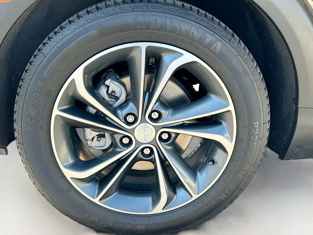 Used 2021 Ebony Twilight Metallic Buick Select image 29