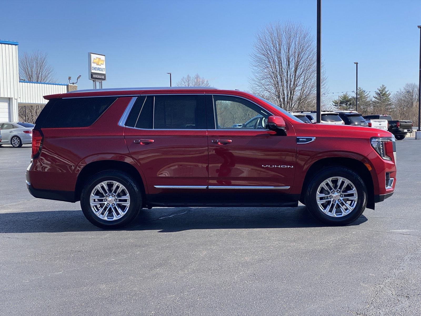 2022 GMC Yukon SLT - Photo 23