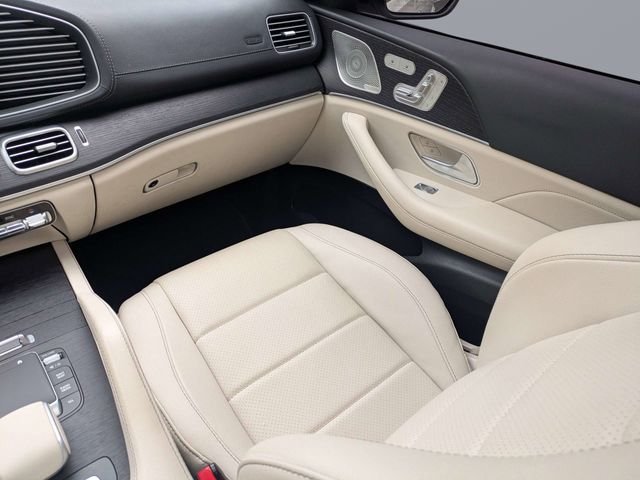 Used 2024 White Mercedes-Benz GLS 450 image 17