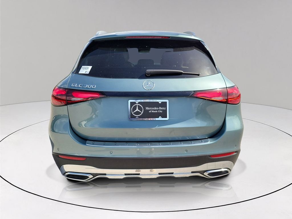 New 2026 Silver Mercedes-Benz GLC 300 image 5