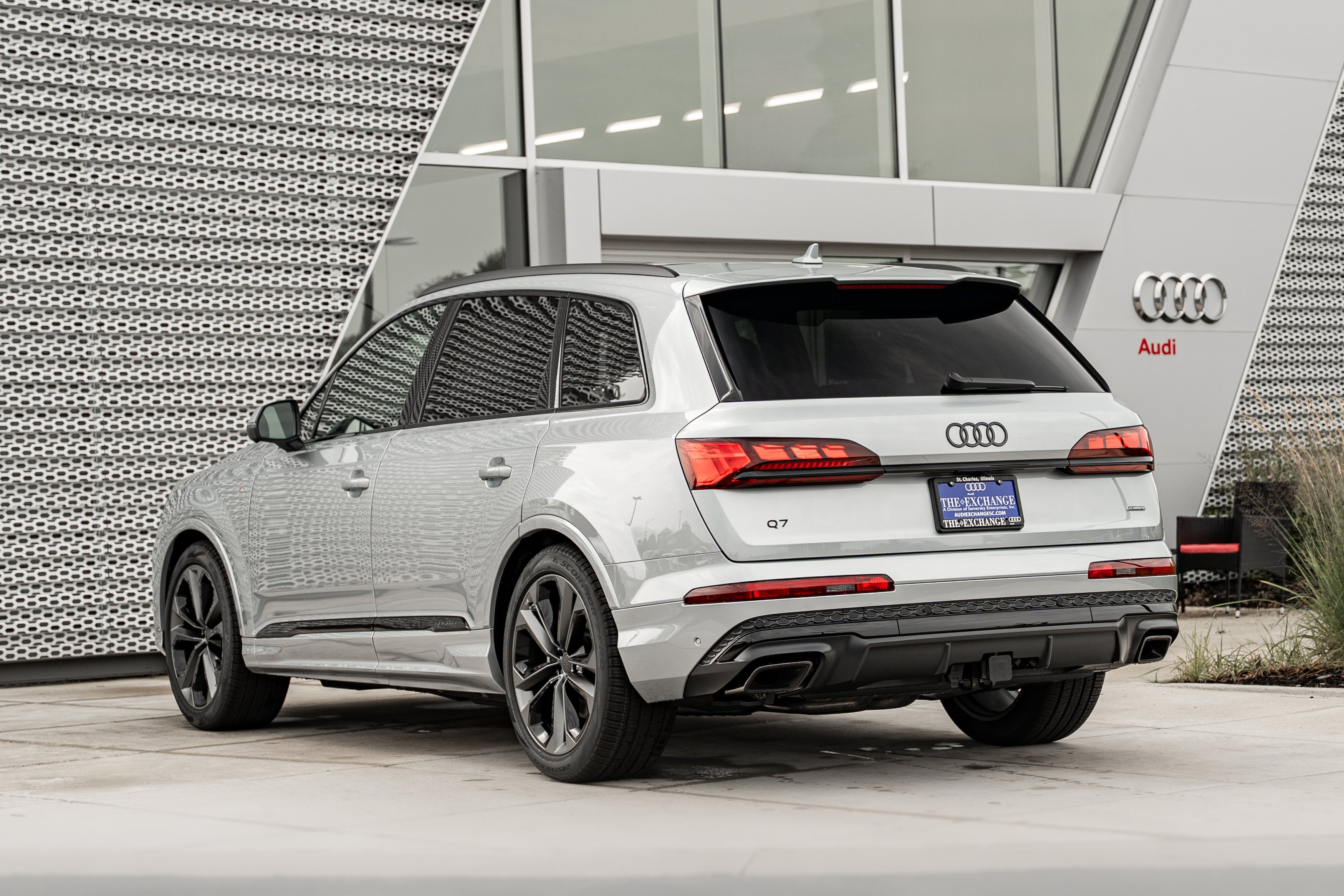 New 2026 Satellite Silver Audi  image 5