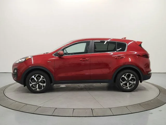 Used 2022 Red Kia LX image 4