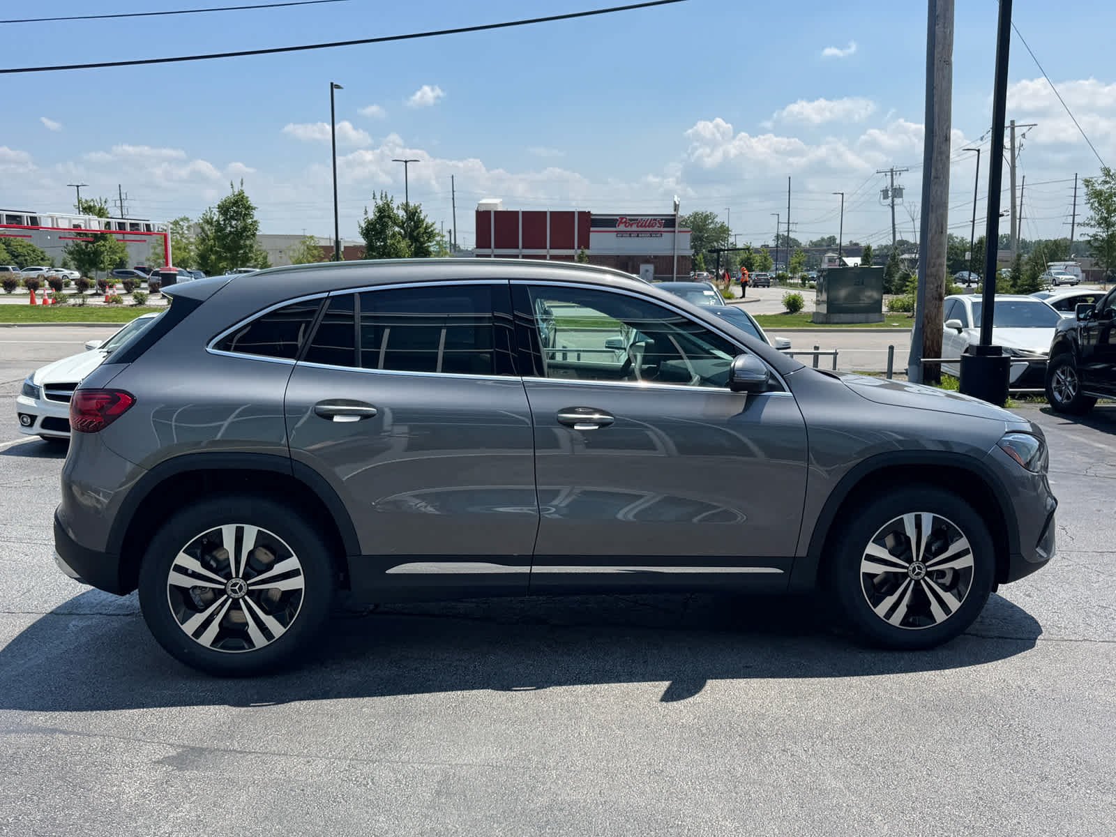 New 2026 Mountain Grey Metallic Mercedes-Benz GLA 250 image 10