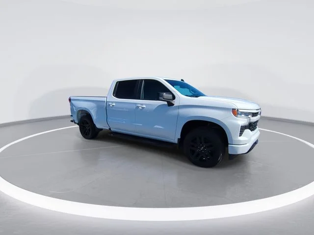 Used 2024 White Chevrolet RST image 2