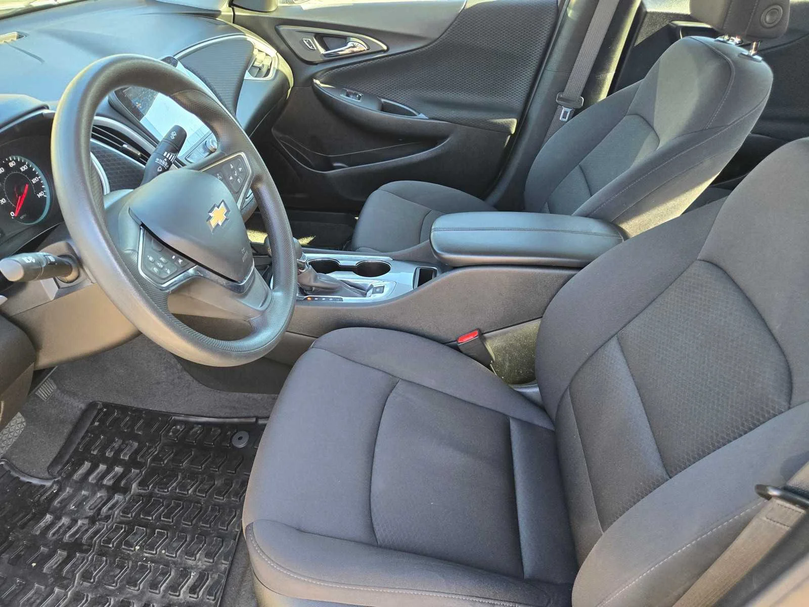 Used 2024 Sterling Gray Metallic Chevrolet 1LT image 18