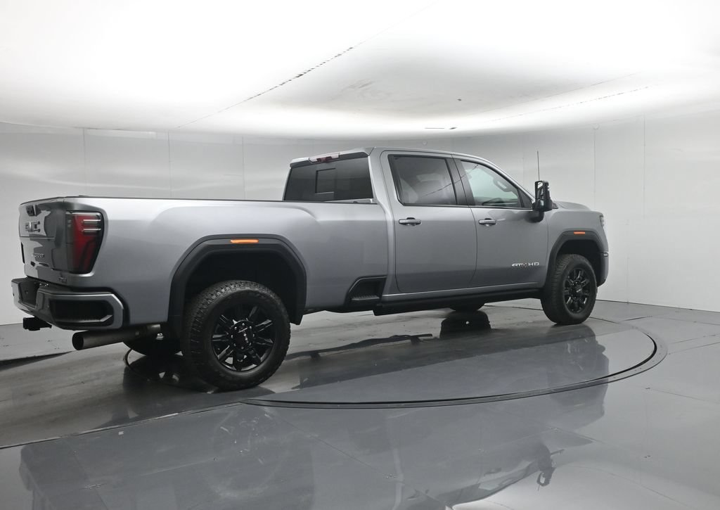 Used 2025 Silver GMC AT4 image 32
