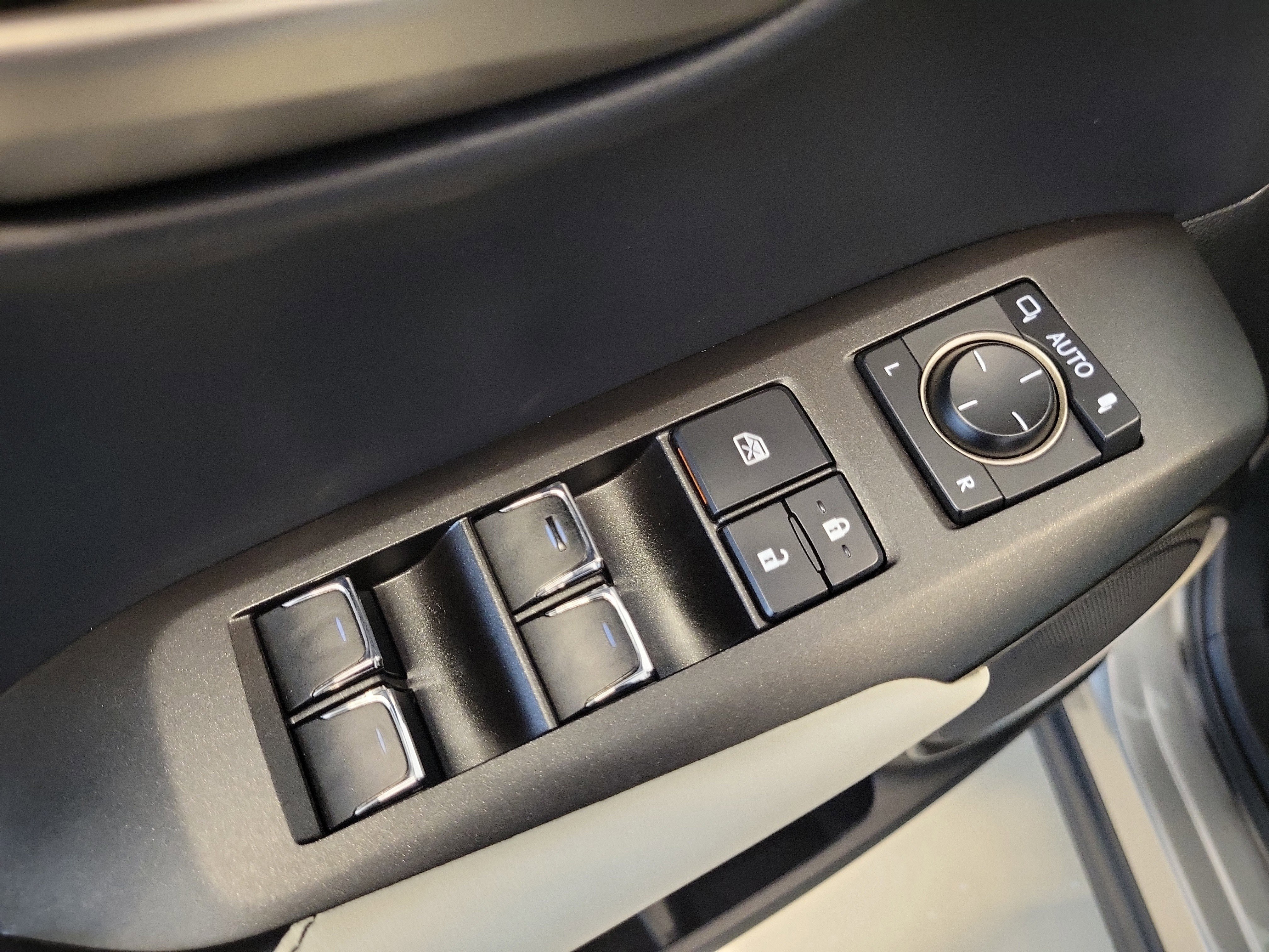 Used 2021 Atomic Silver Lexus NX 300 F SPORT image 22