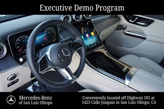 Used 2026  Mercedes-Benz GLC 300 image 2