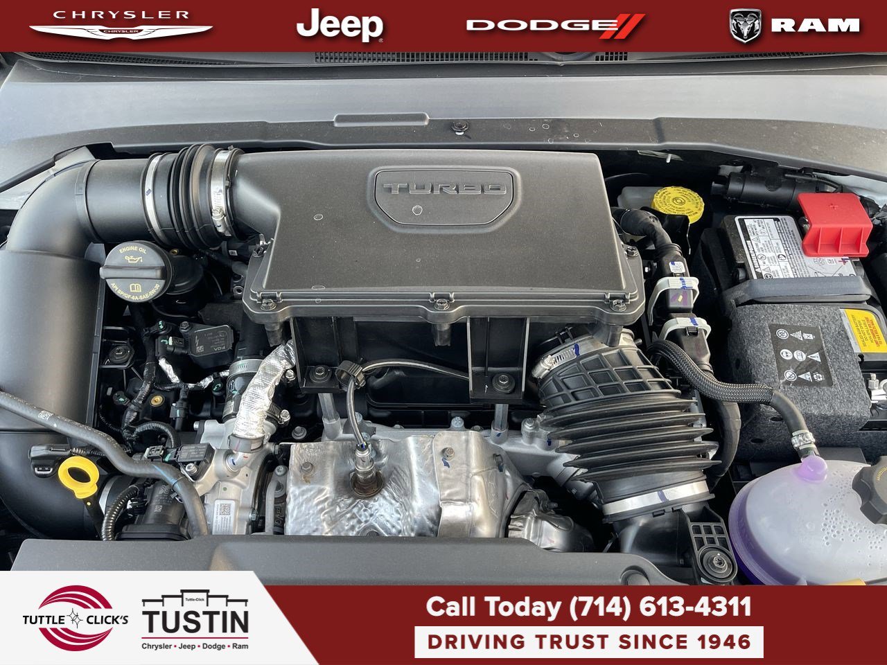 New 2026 Bright White Clearcoat Jeep Latitude image 28