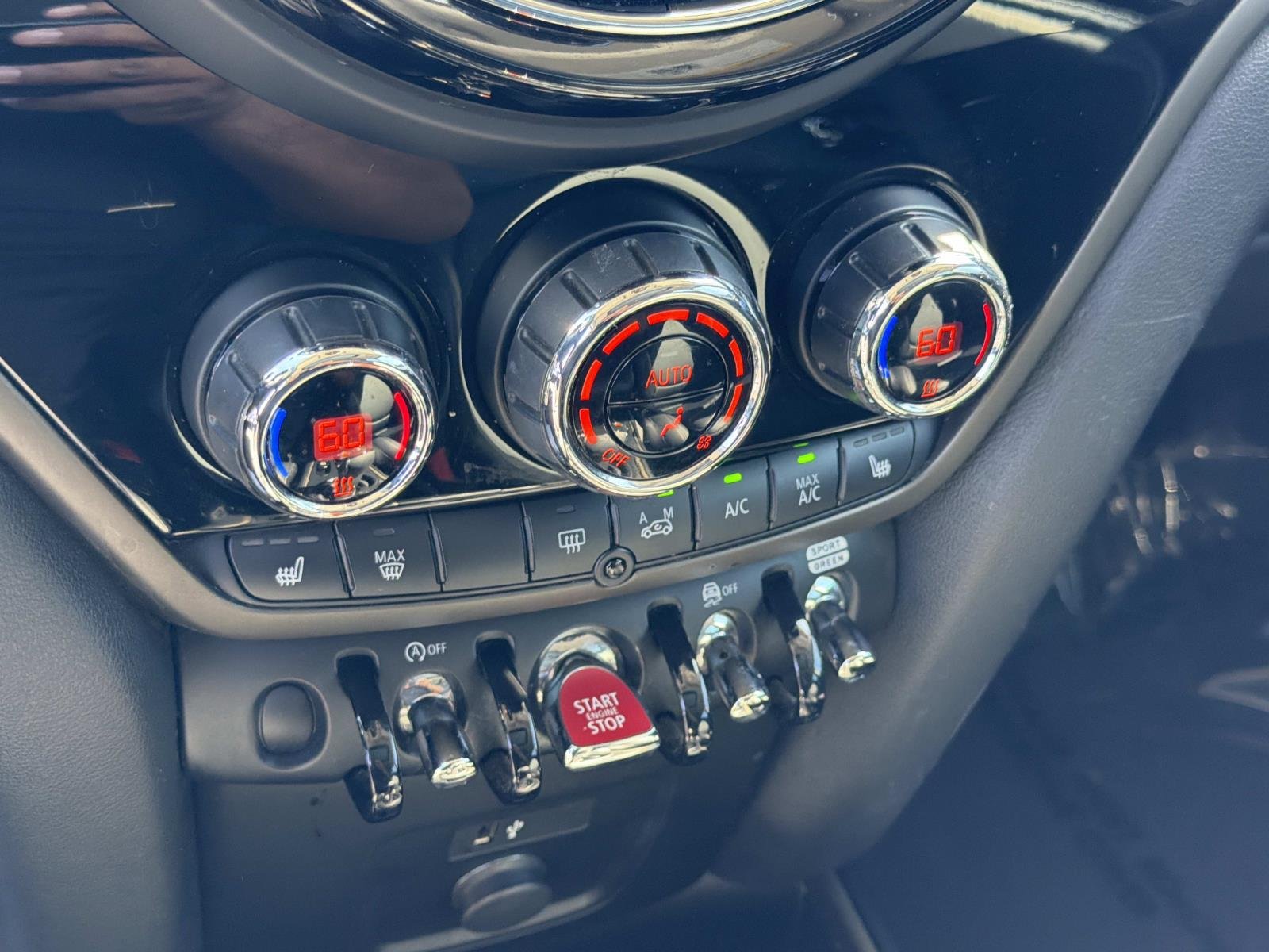 Used 2020 Midnight Black Metallic MINI Cooper S FWD image 25