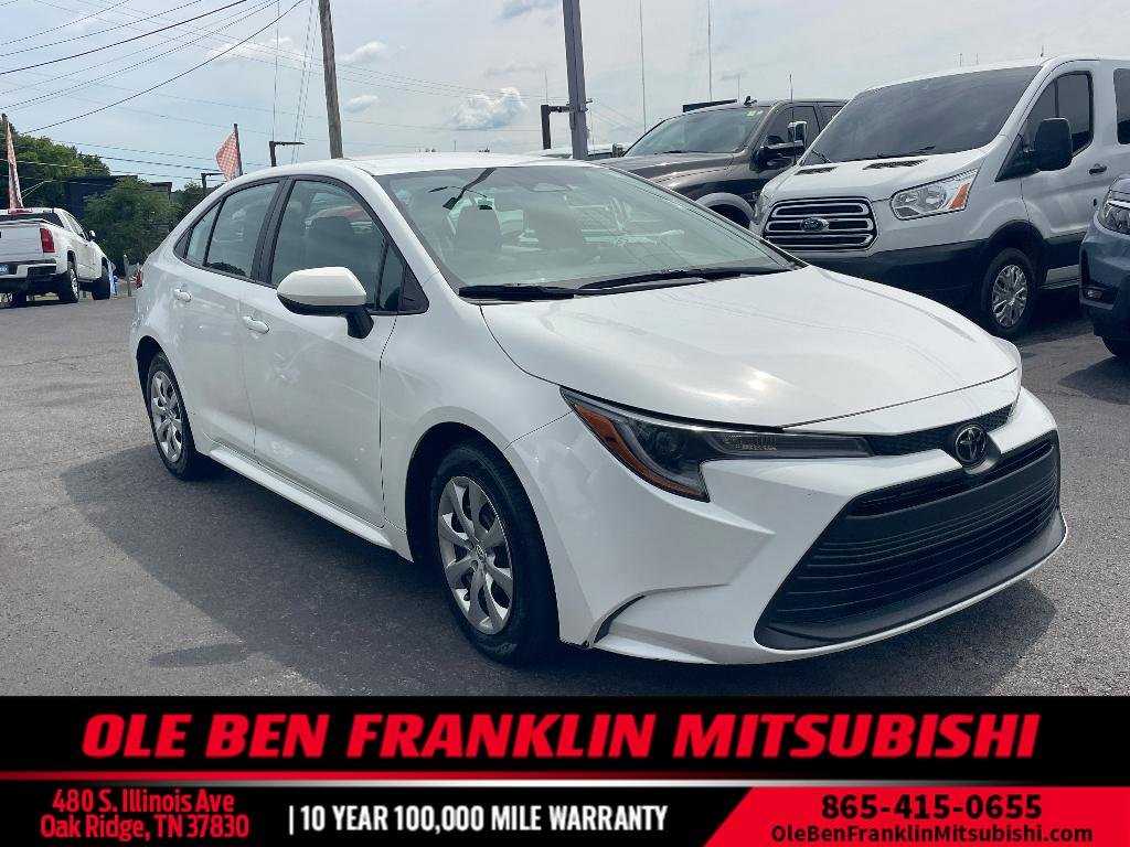 Used 2024 Ice Cap Toyota LE image 1