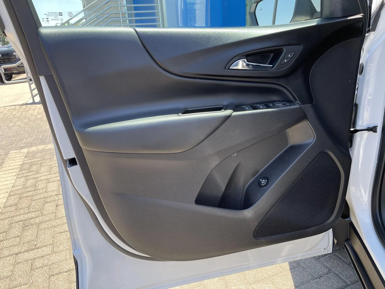 Used 2024 Summit White Chevrolet LT image 12