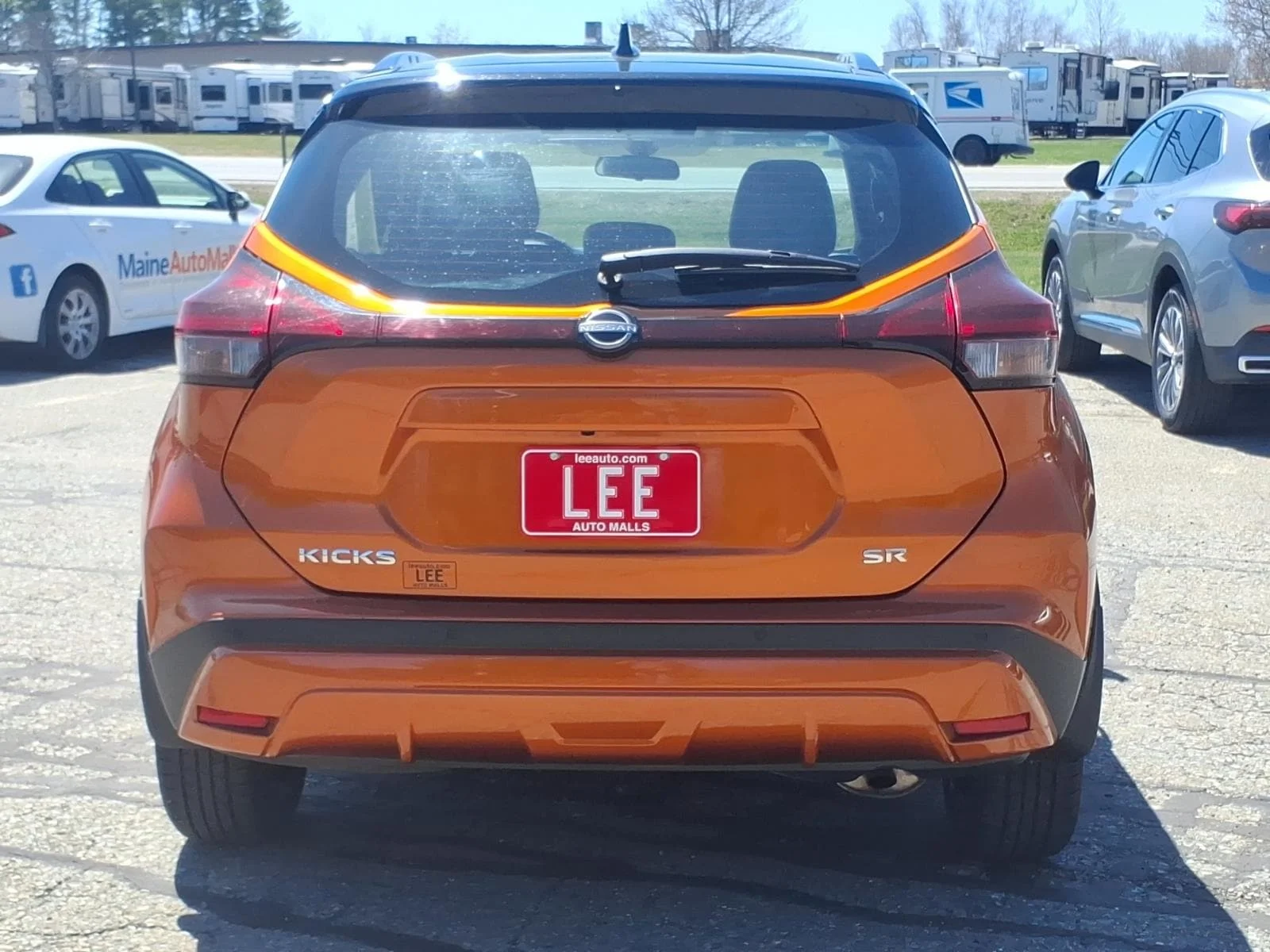 Used 2023 Orange Metallic Nissan SR image 6
