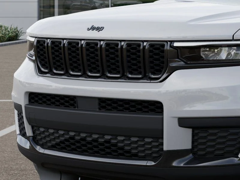 New 2025 Bright White Clear-Coat Exterior Paint Jeep Altitude X image 12