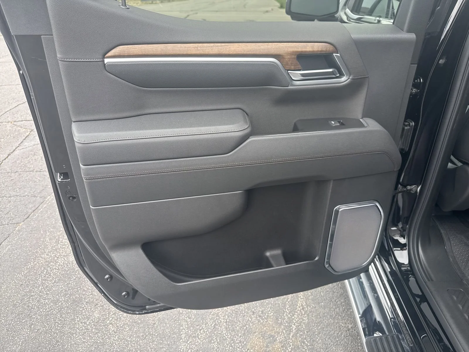 2026 Chevrolet Silverado 1500 High Country - Photo 21