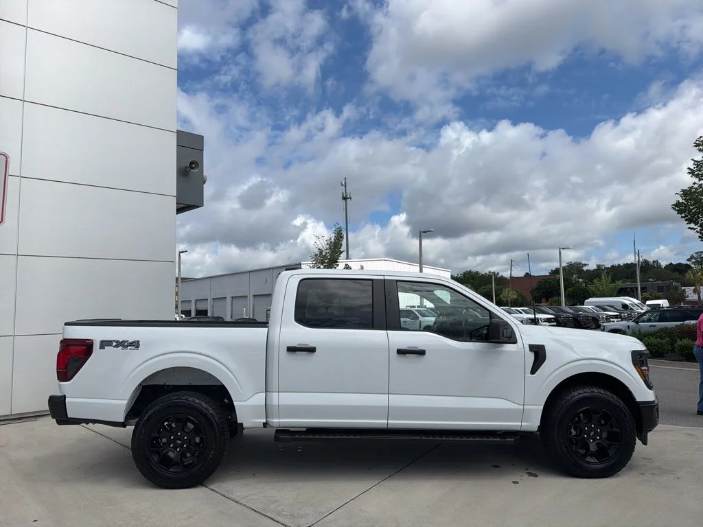 Certified Used 2025 Oxford White Ford STX image 2