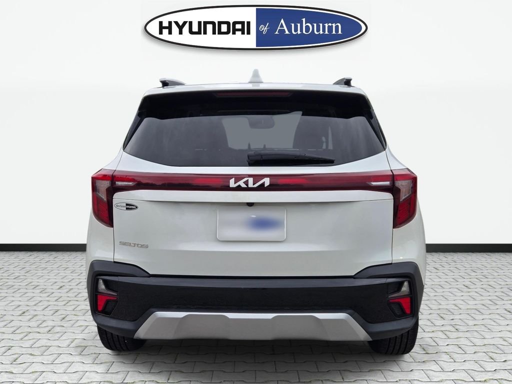 Used 2024 White Kia EX image 6