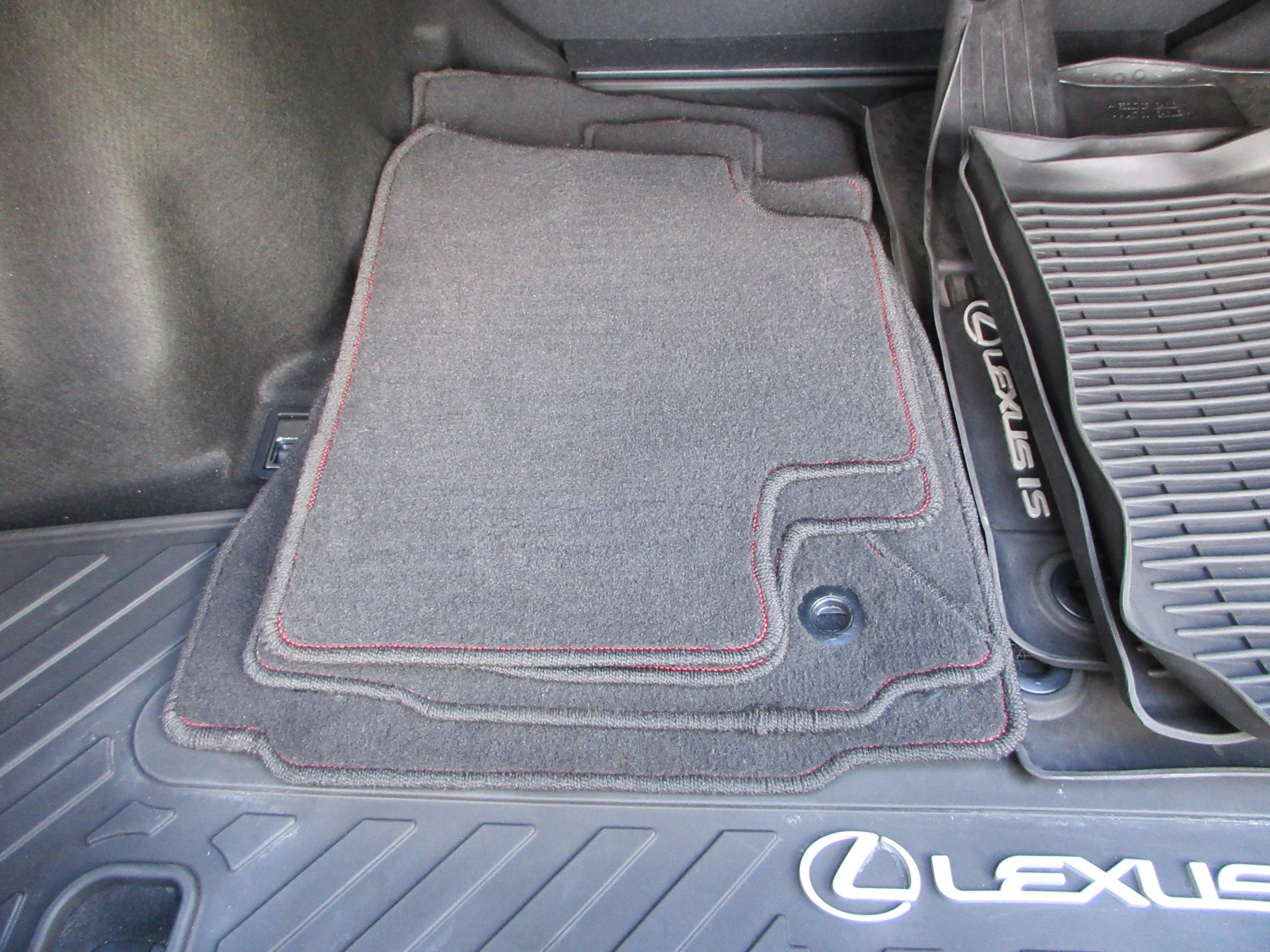 2024 Lexus IS 350 F SPORT - Photo 55