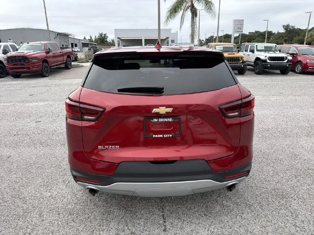 Used 2023 Red Chevrolet LT image 5