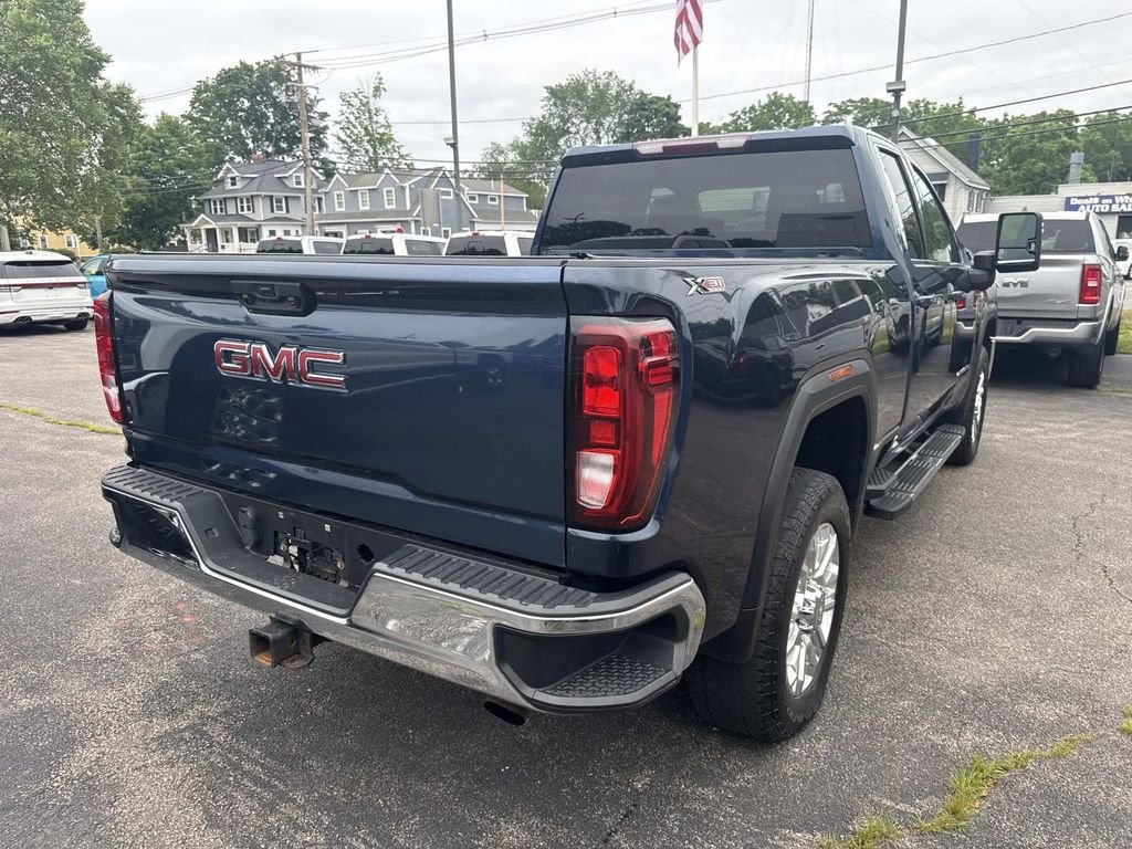 Used 2020 Blue GMC SLE image 5
