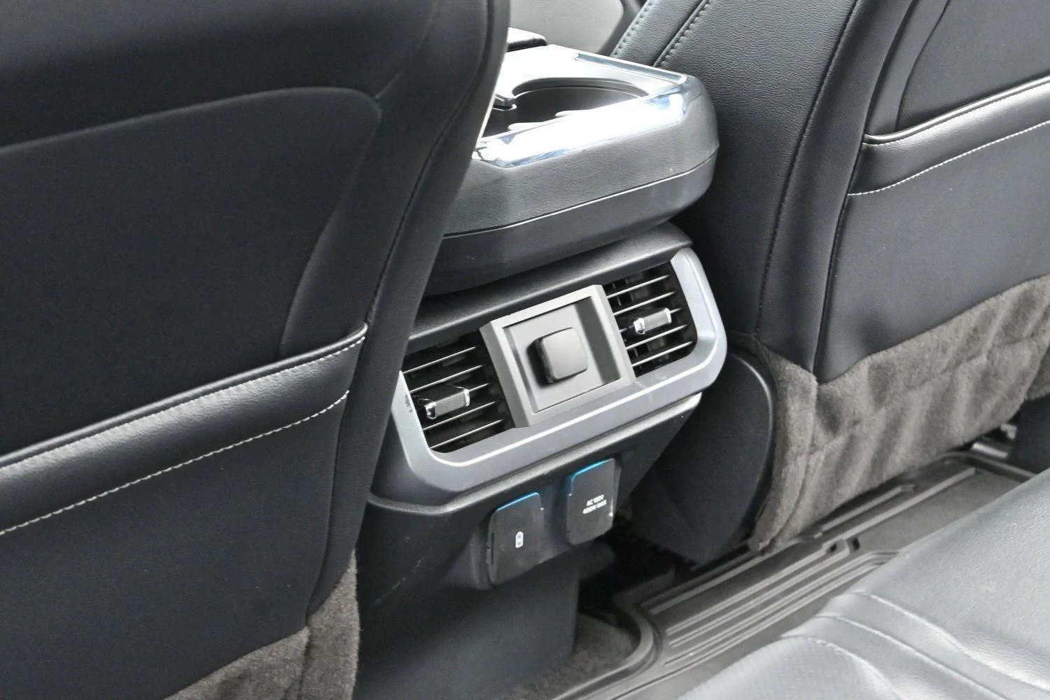 Used 2023 Black Ford XL image 30