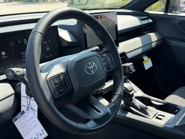 New 2026 Ice Cap Toyota SE image 11