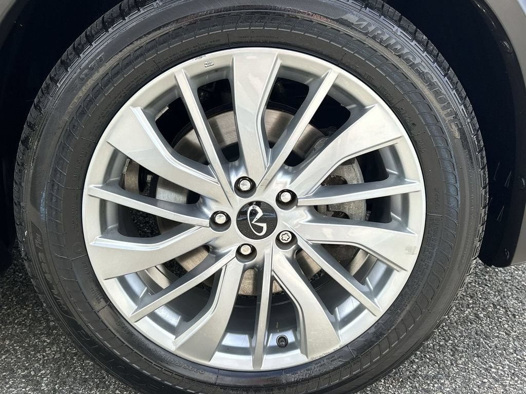Certified Used 2023 Blue INFINITI LUXE image 13