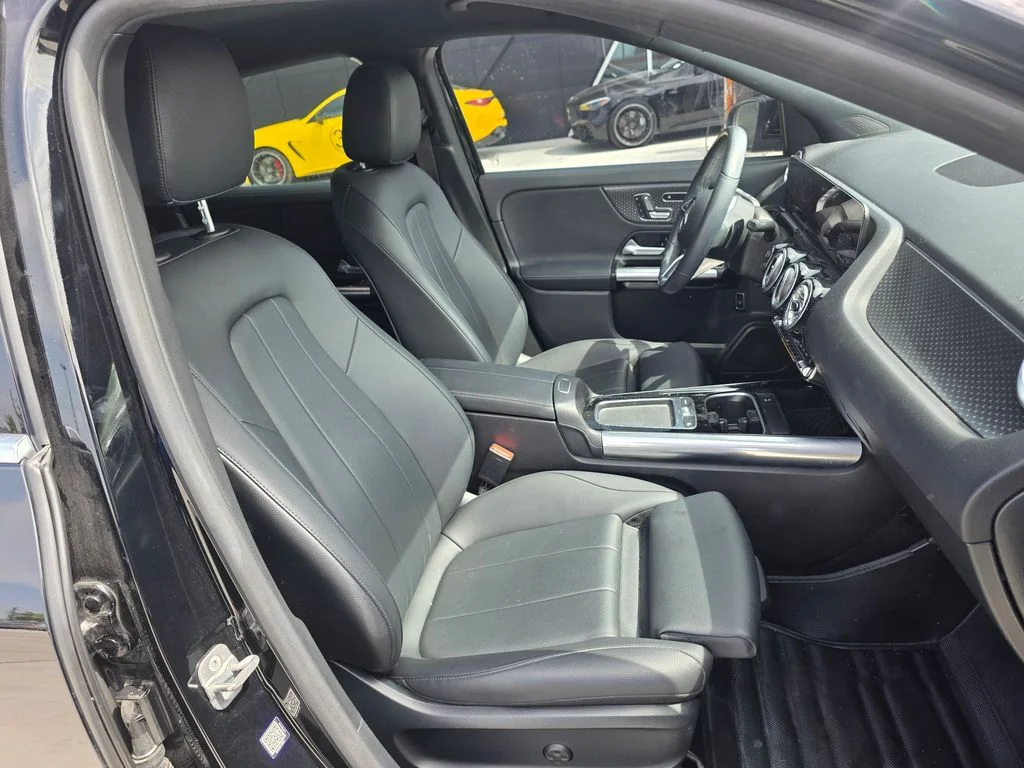 Certified Used 2024 Black Mercedes-Benz GLA 250 image 18