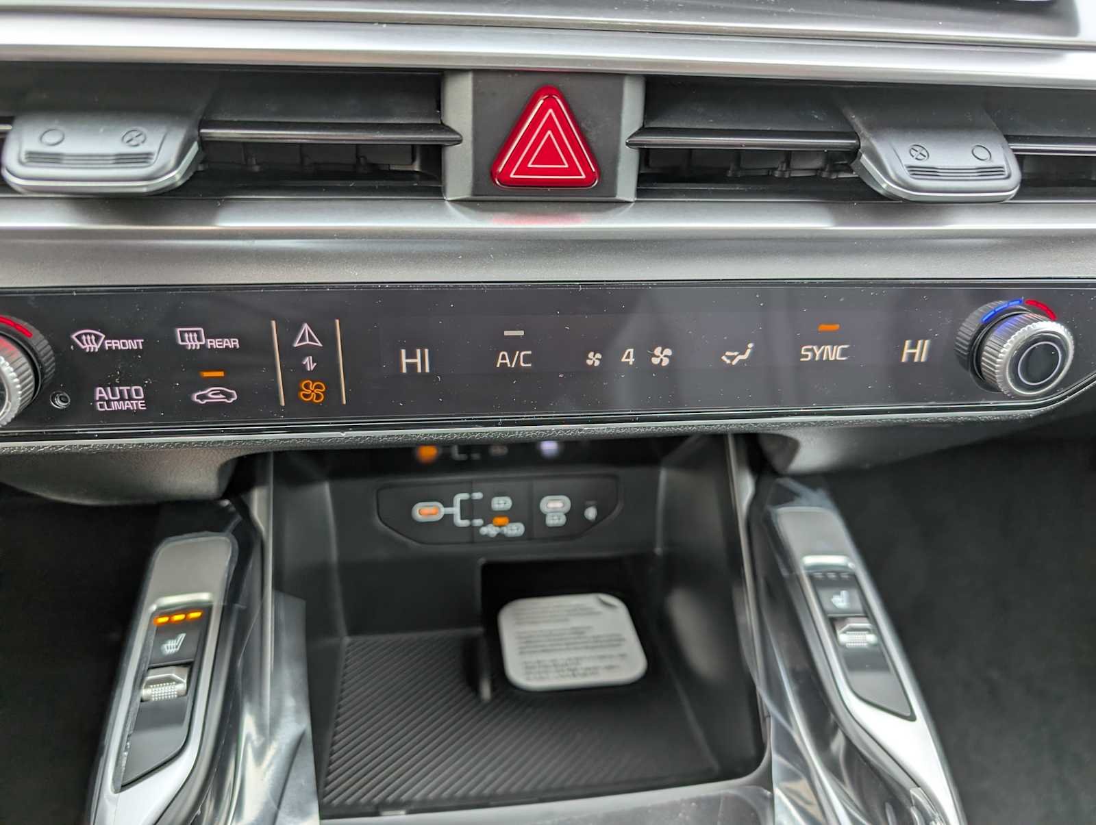 2026 Kia Sorento S - Photo 26