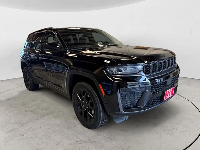 New 2026 Black Jeep Altitude image 8