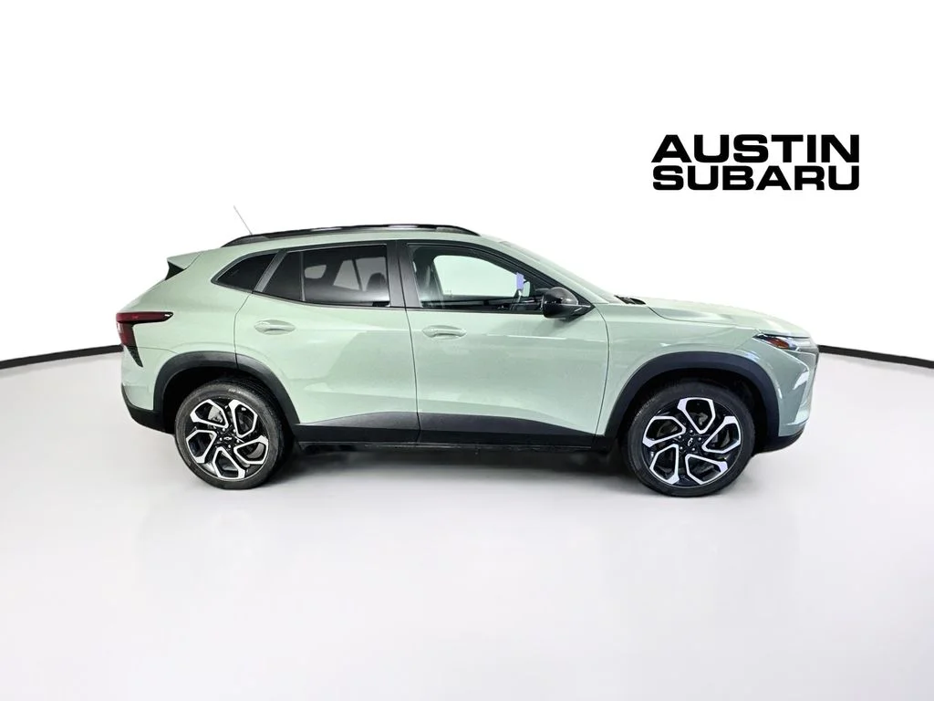 Used 2024 Green Chevrolet 2RS image 8