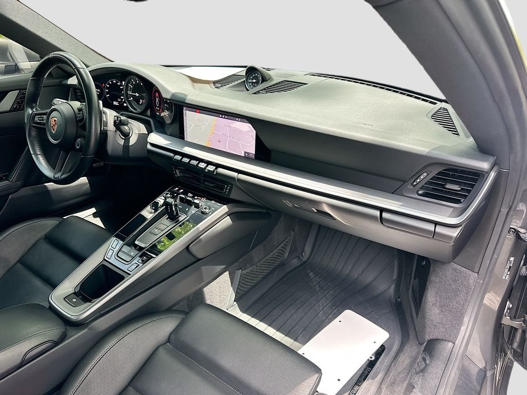 Used 2020  Porsche  image 30