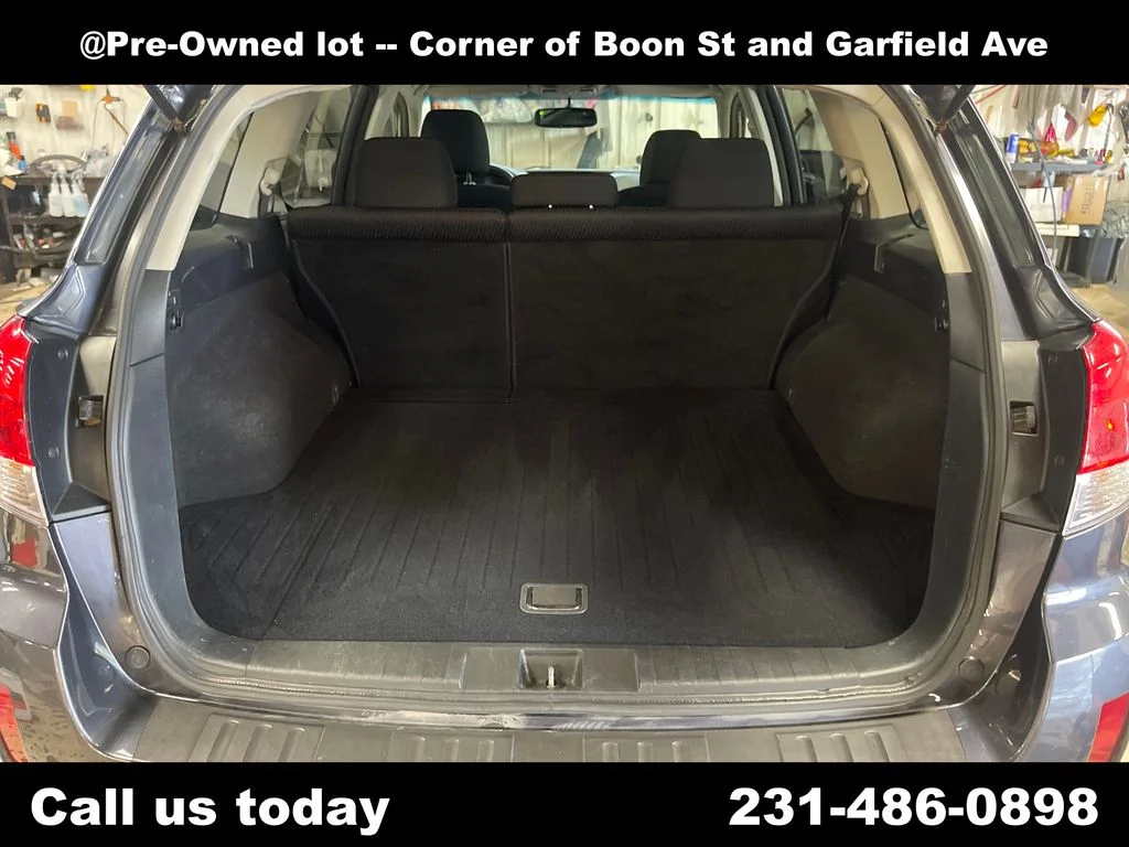 Used 2011 Gray Subaru 2.5i Premium image 22