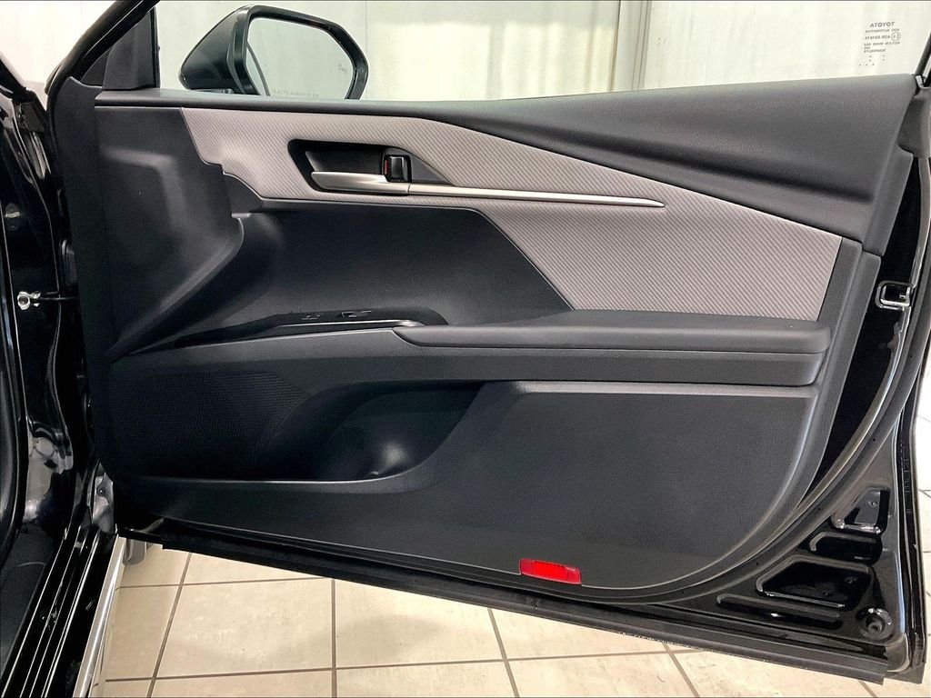Used 2025 Midnight Black Metallic Toyota SE image 12