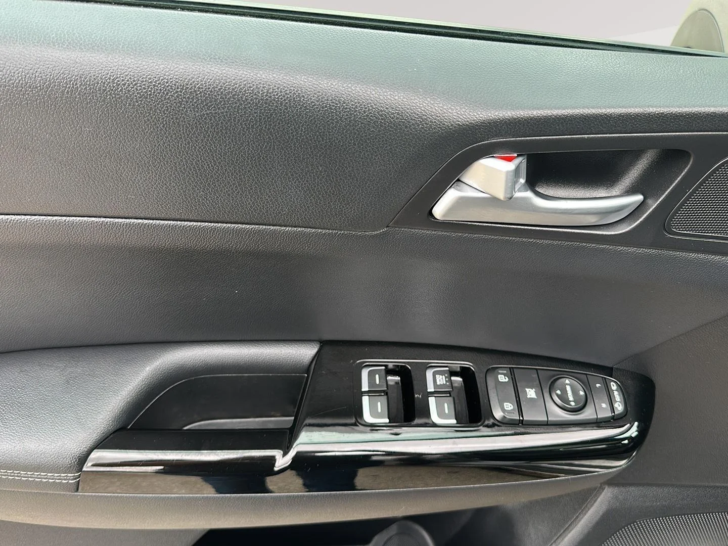 Used 2020 Steel Gray Kia S image 19