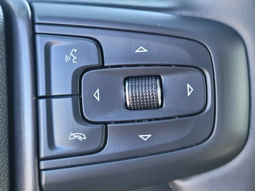 2026 GMC Sierra 1500 AT4X - Photo 18