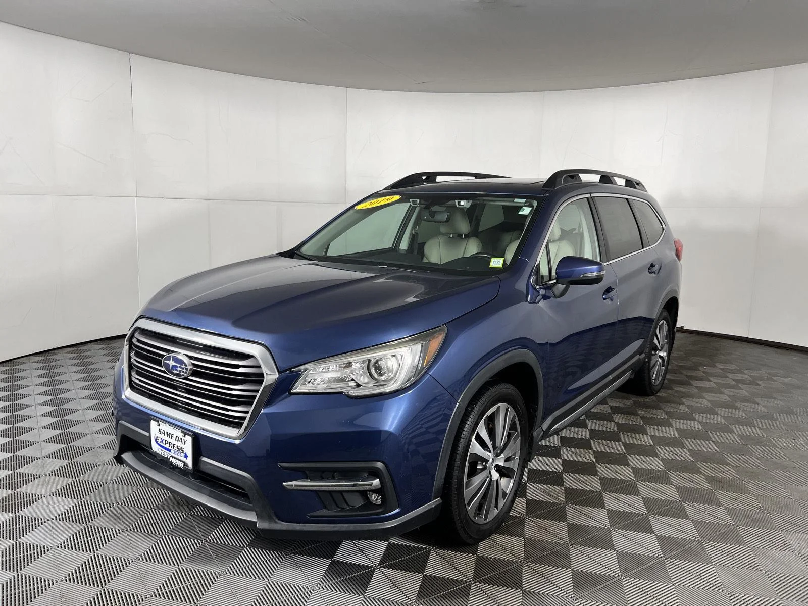 Used 2019 Abyss Blue Pearl Subaru Limited image 16