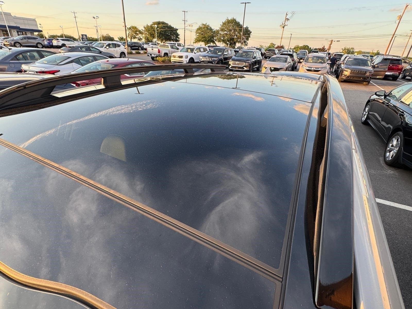 Used 2024 Wolf Gray Kia X-Line EX image 36