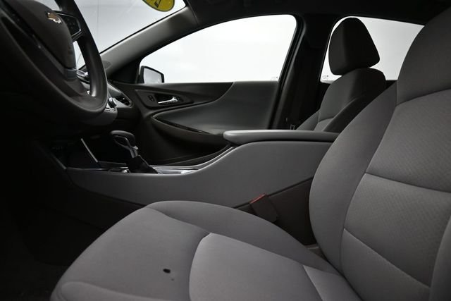 Used 2025 Gray Chevrolet LT image 17