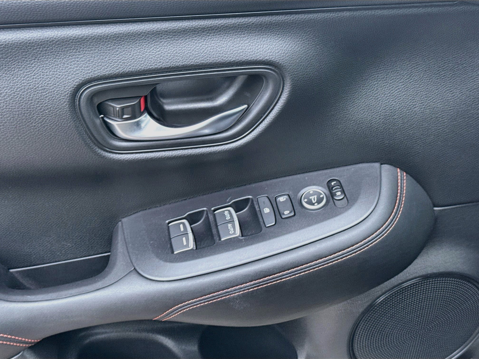 2024 Honda HR-V Sport - Photo 16