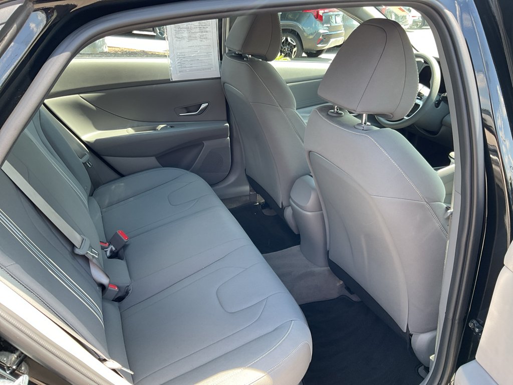 Used 2023 Onyx Black Hyundai Blue image 13