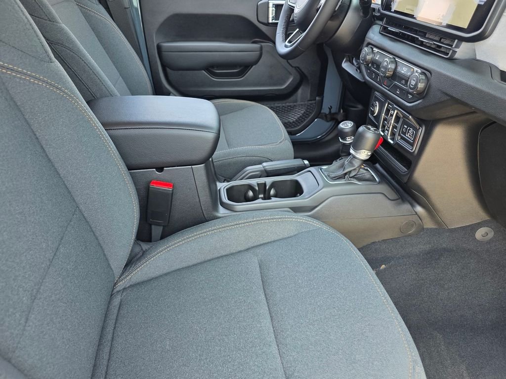 New 2026 Anvil Clear-Coat Exterior Paint Jeep Sport S image 13