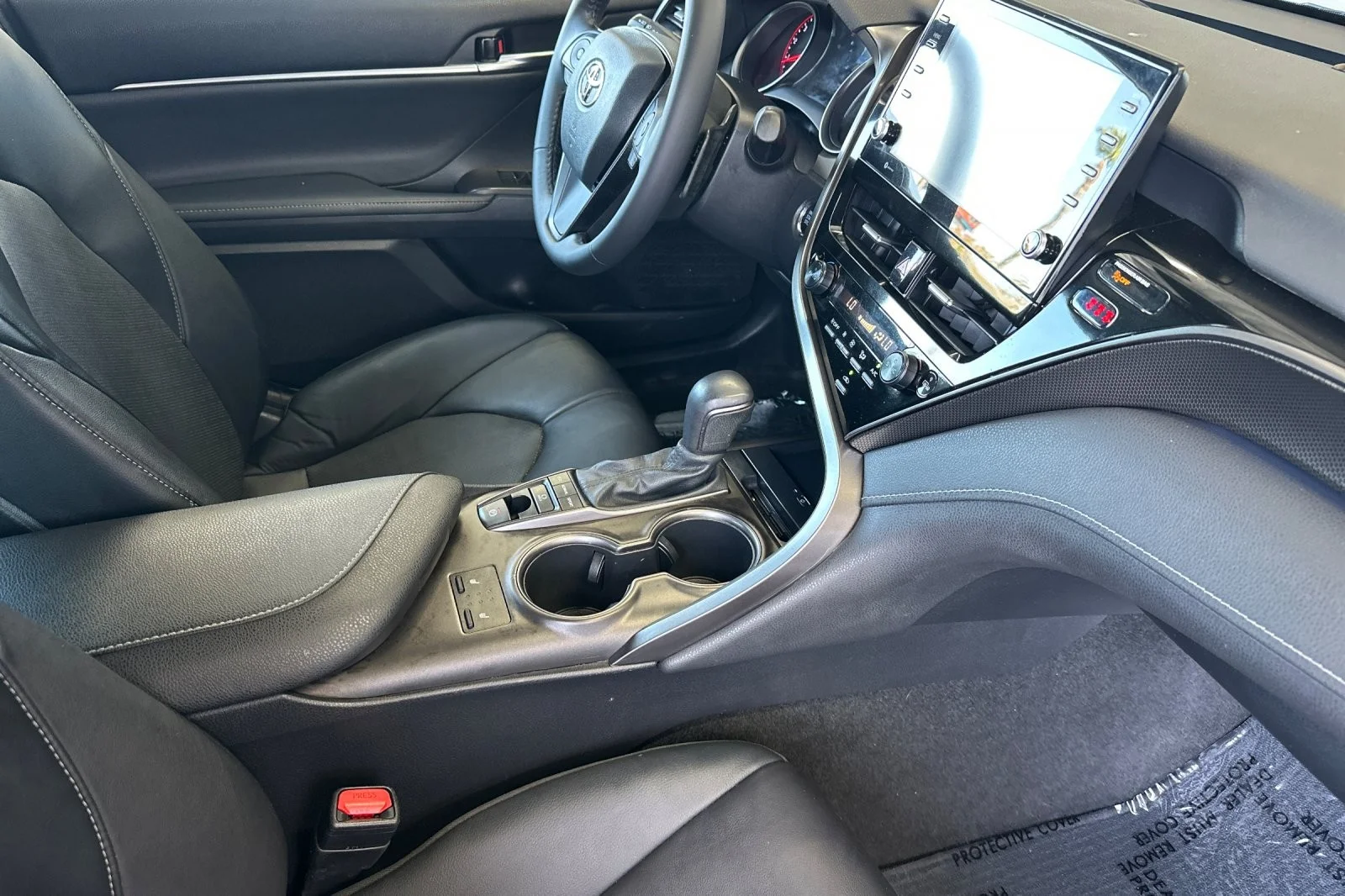 Used 2022 Ice Edge Toyota XSE image 14