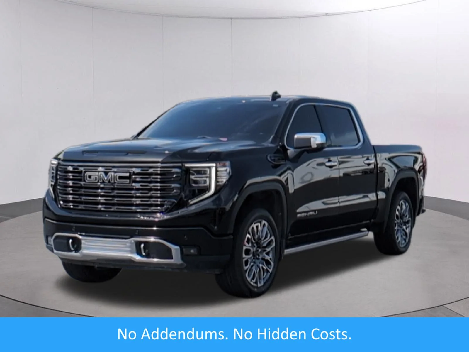 Used 2023 Onyx Black GMC Denali Ultimate image 1
