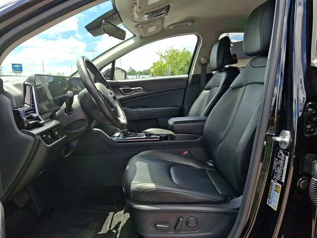 Used 2023 Black Kia EX image 14