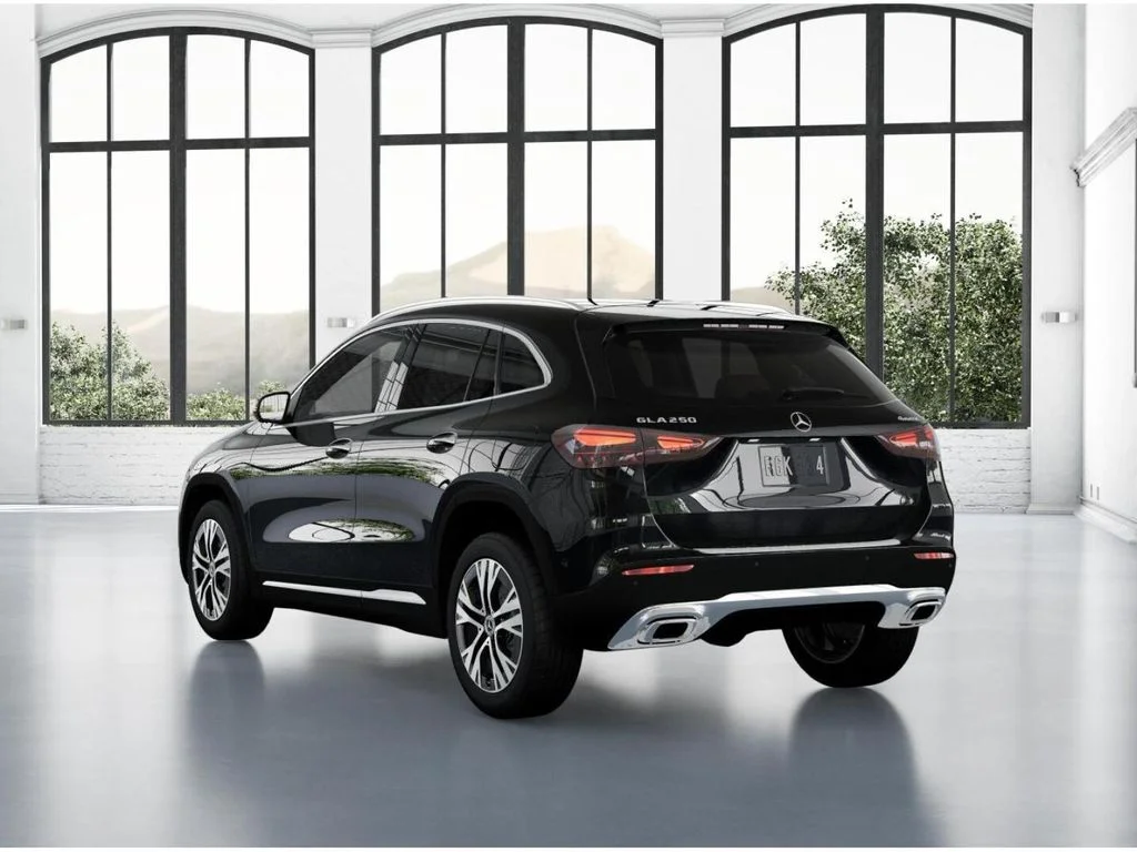 New 2026 Black Mercedes-Benz GLA 250 image 28