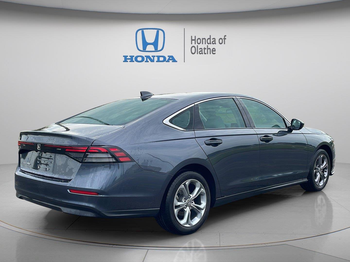 Certified Used 2024 Meteorite Gray Metallic Honda EX image 3