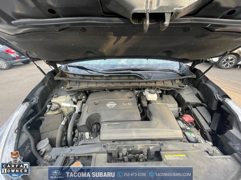 Used 2017 Black Nissan Platinum image 20