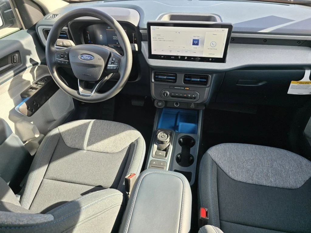 New 2026 Oxford White Ford XLT image 31